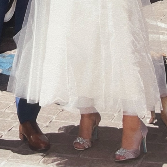 Betsey Johnson - Picture 6 of 6